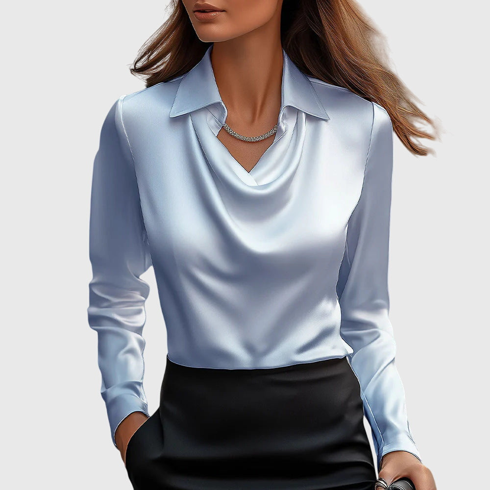 Sylvie | Blůza s luxusním leskem a plisovaným výstřihem