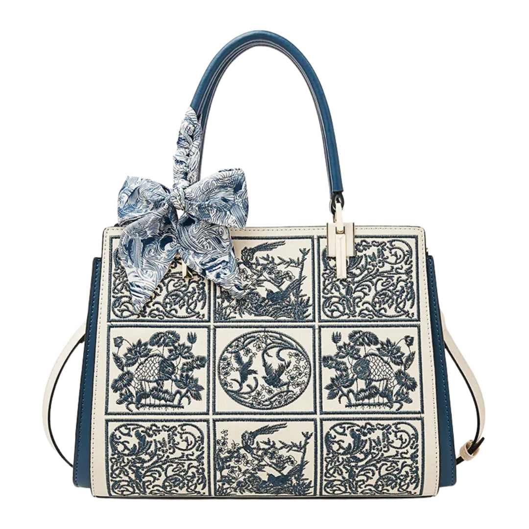 Sylvia™ – Výjimečná crossbody taška s výšivkou a mašlí