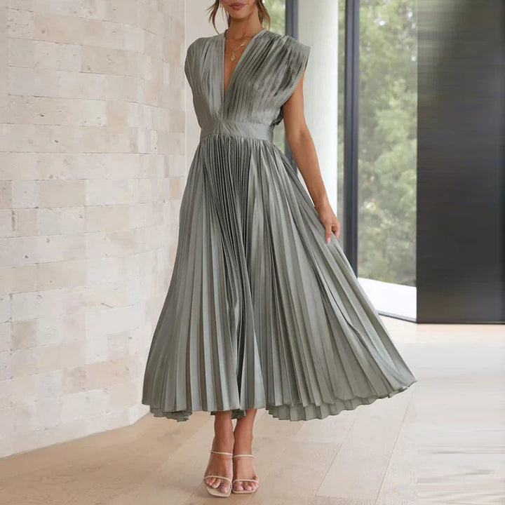 Katrina | Midi plisovaná šaty s výstřihem do V a elegantními krátkými rukávy