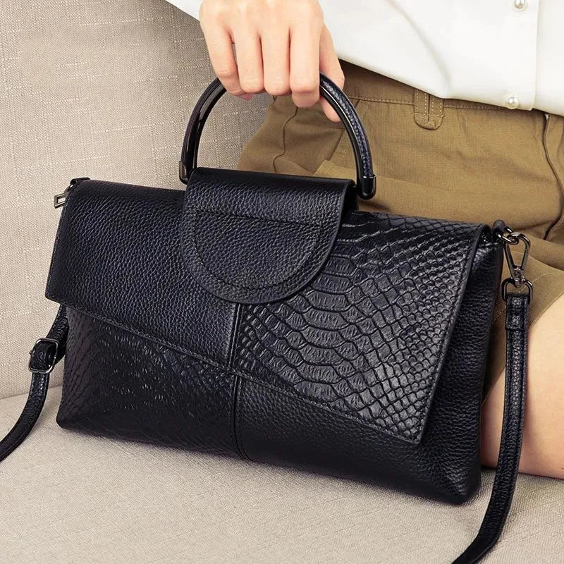 Celine™ - Elegantní černá kabelka s koženým vzhledem
