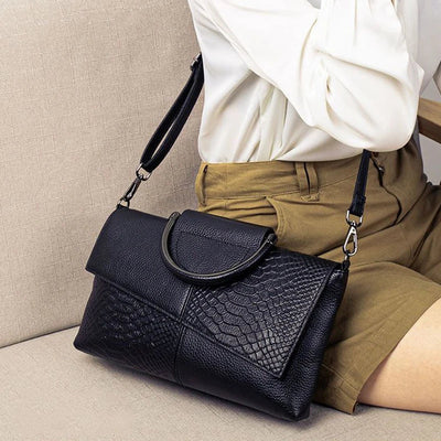 Celine™ - Elegantní černá kabelka s koženým vzhledem
