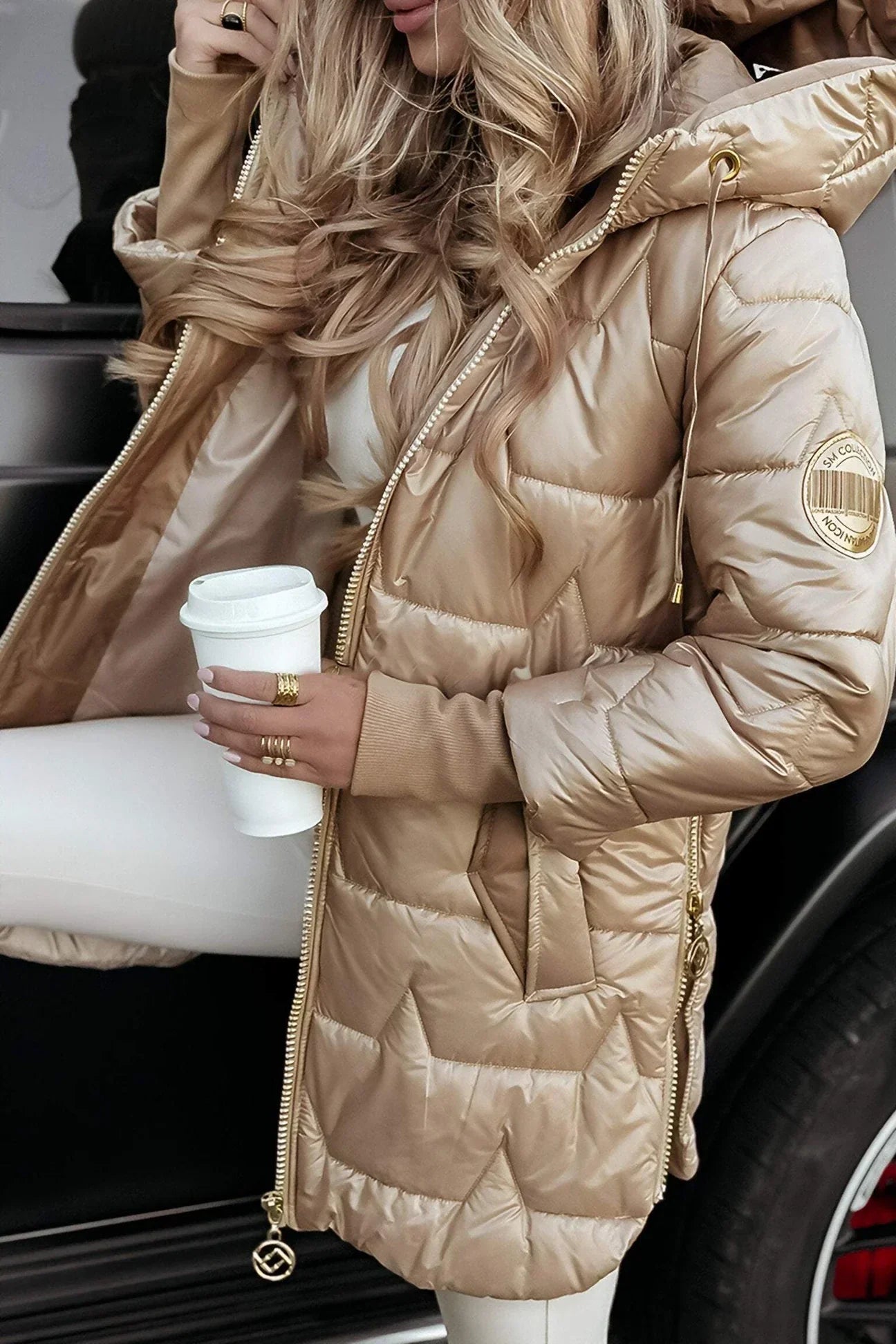 Aleksandra - Elegantní zimní kabát s kapucí a podšívkou
