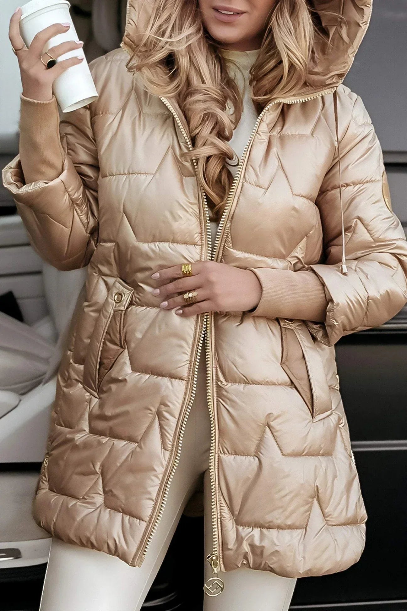 Aleksandra - Elegantní zimní kabát s kapucí a podšívkou